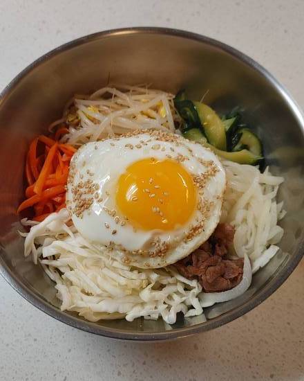 bibimbap (비빔밥 石爲拌饭)