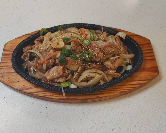 grilled beef tripe (소곱창 구이 烤牛小馬)