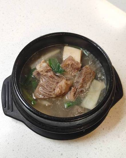 kal bi tang (갈비탕)